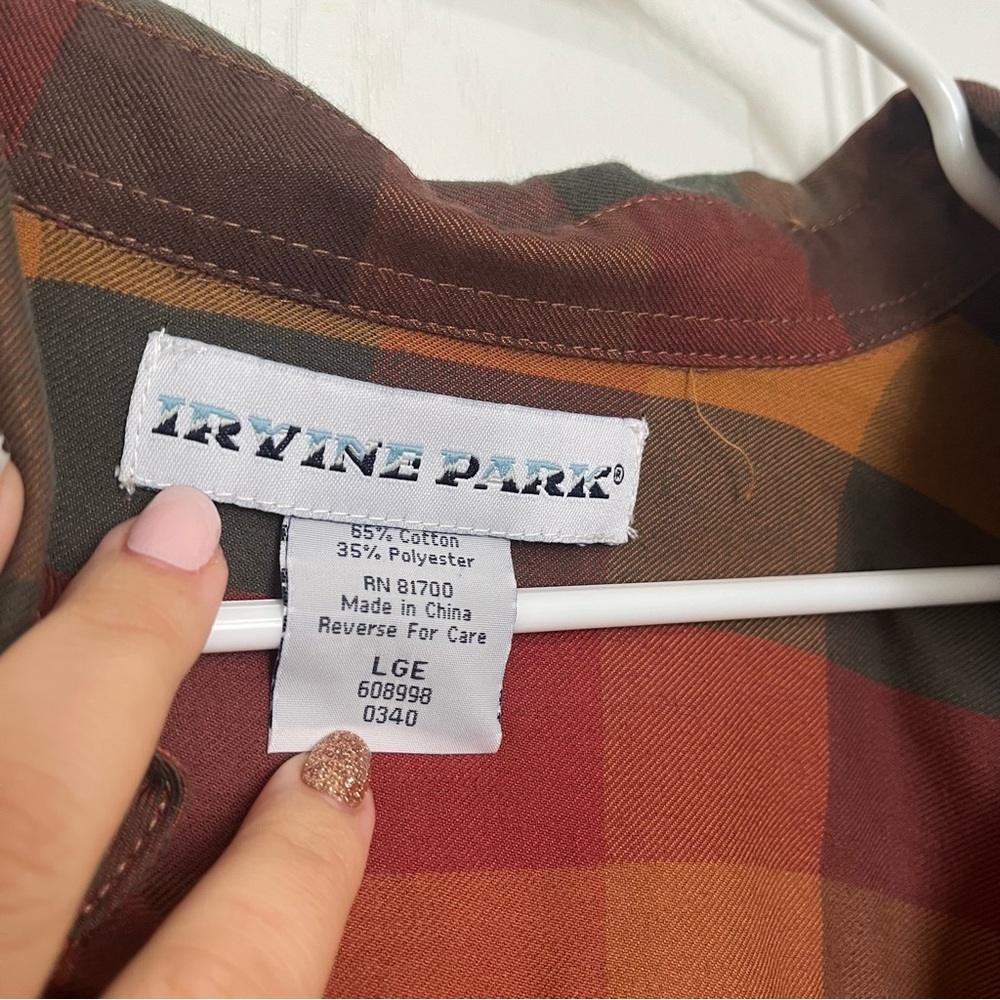Irvine Park Plaid Button-Up Shirt (Box D) - Picture 3 of 4